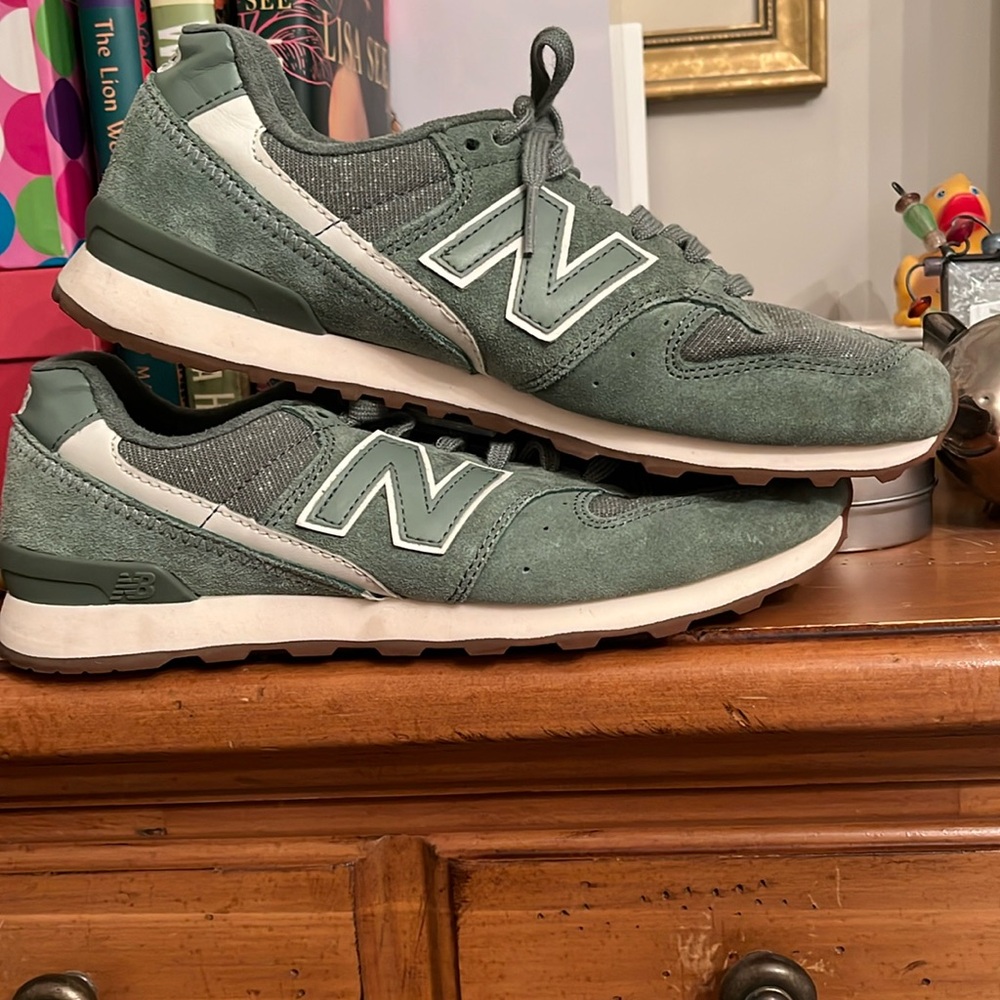 New Balance Sneakers 👟